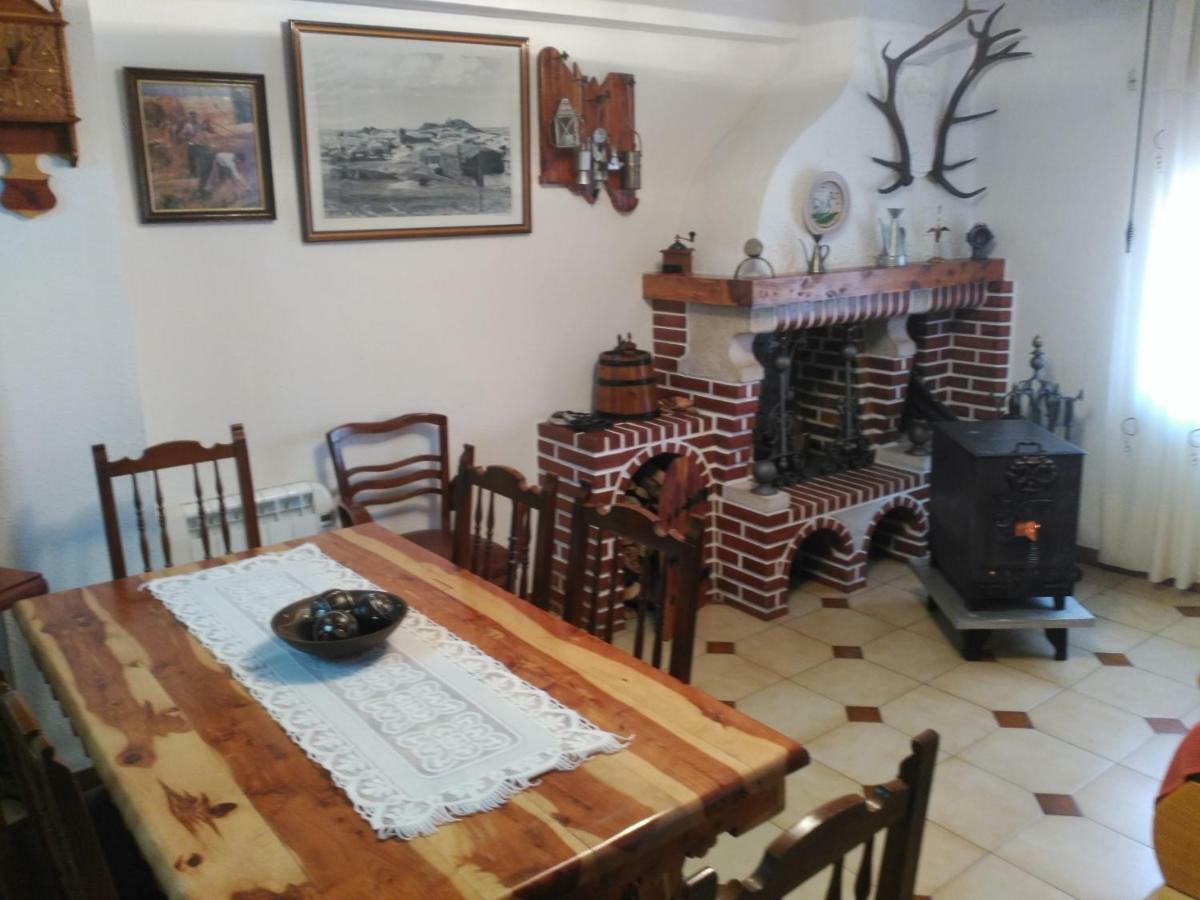 Casa Rosalia Apartment Bronchales Ngoại thất bức ảnh